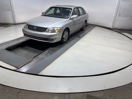 2003 TOYOTA AVALON XL