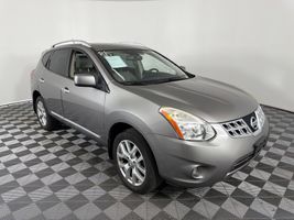 2011 NISSAN ROGUE SL