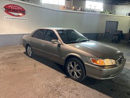 2000 TOYOTA CAMRY LE