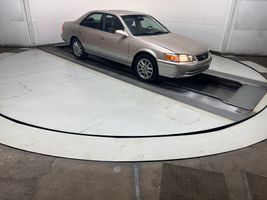 2001 TOYOTA CAMRY LE V6