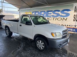 2004 TOYOTA TUNDRA