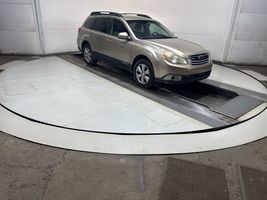 2010 SUBARU OUTBACK 2.5I PREMIUM