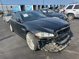 2015 JAGUAR XJ 