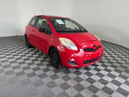 2011 TOYOTA YARIS 