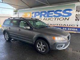 2008 VOLVO XC70 