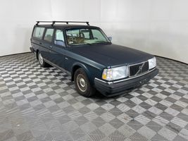 1992 VOLVO 240 BASE