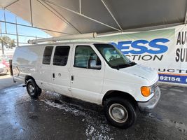 2006 FORD E350 VANS