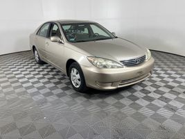 2006 TOYOTA CAMRY LE