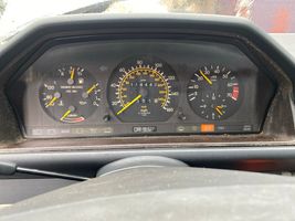 1988 MERCEDES-BENZ 300 SERIES 300CE