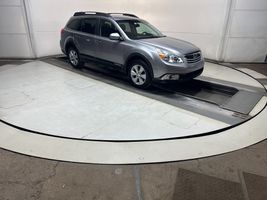 2010 SUBARU OUTBACK 2.5I PREMIUM