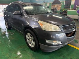 2010 CHEVROLET TRAVERSE LT