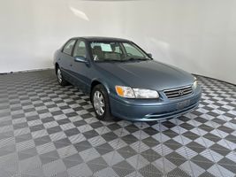 2000 TOYOTA CAMRY 
