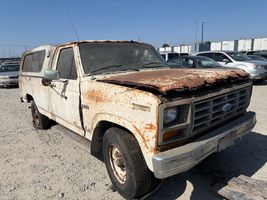 1983 FORD F-250 