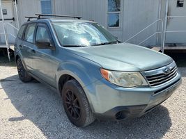2010 SUBARU FORESTER X
