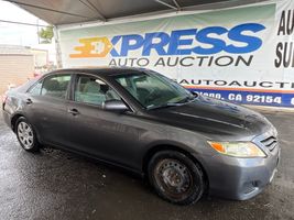 2010 TOYOTA CAMRY 
