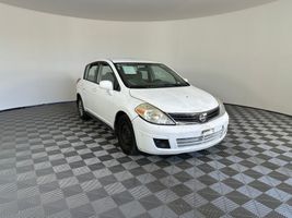 2011 NISSAN VERSA S