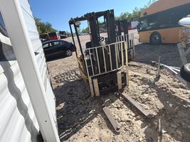  FORKLIFT  YALE