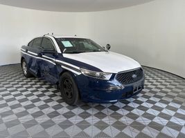 2018 FORD TAURUS SE