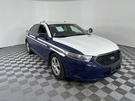 2018 FORD TAURUS SE