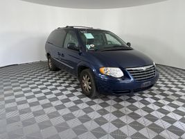 2005 CHRYSLER TOWN & COUNTRY TOURING