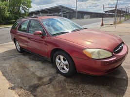 2002 FORD TAURUS SE