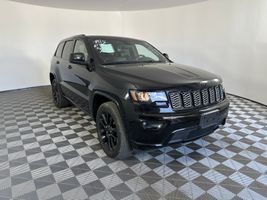 2017 JEEP GRAND CHEROKEE LAREDO