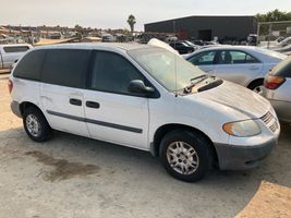 2006 DODGE CARAVAN SE