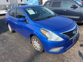2015 NISSAN VERSA SV