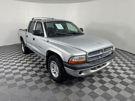2002 DODGE DAKOTA SPORT