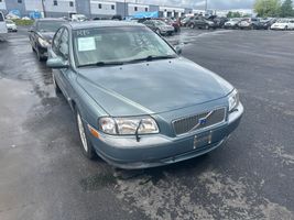 2002 VOLVO S80 