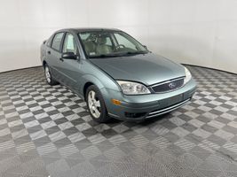 2005 FORD FOCUS 