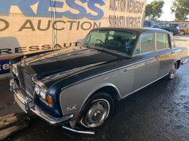 1972 ROLLS-ROYCE SILVER SHADOW LWB