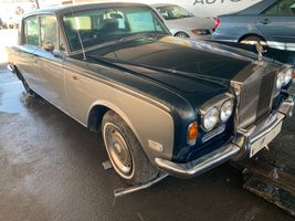 1972 ROLLS-ROYCE SILVER SHADOW LWB