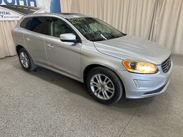 2016 VOLVO XC60 T5 PREMIER