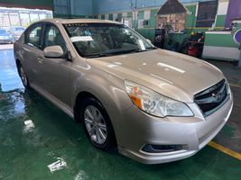 2010 SUBARU LEGACY
