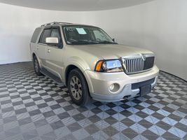 2004 LINCOLN NAVIGATOR 