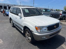 2001 TOYOTA LAND CRUISER 