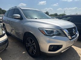 2019 NISSAN PATHFINDER PLATINUM