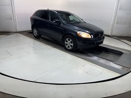2011 VOLVO XC60 BASE