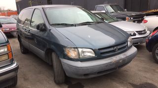 2000 TOYOTA SIENNA CE