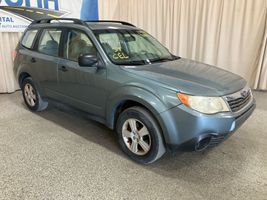 2010 SUBARU FORESTER X