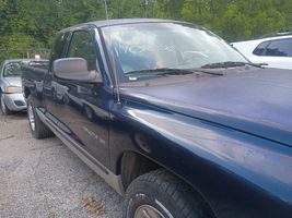 2001 DODGE DAKOTA 