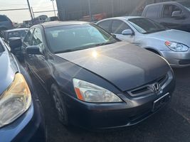 2005 HONDA ACCORD LX