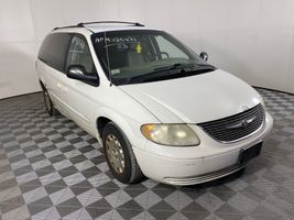 2003 CHRYSLER TOWN & COUNTRY 