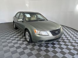 2009 HYUNDAI SONATA 