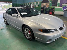 2000 PONTIAC GRAND PRIX
