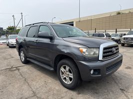 2012 TOYOTA SEQUOIA SR5