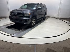 2012 TOYOTA SEQUOIA SR5