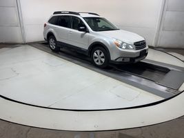 2012 SUBARU OUTBACK LIMITED