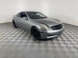 2004 INFINITI G35 